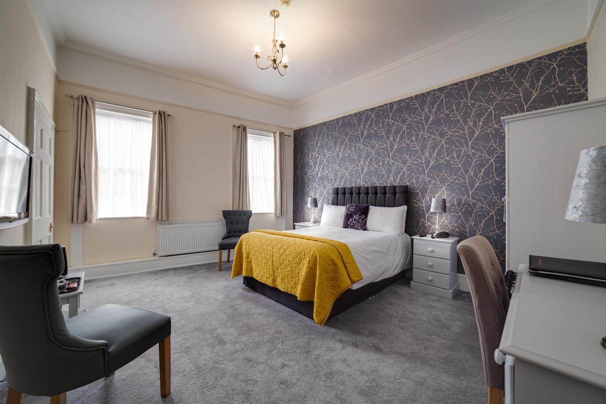 Mount Pleasant Hotel Great Malvern Room photo